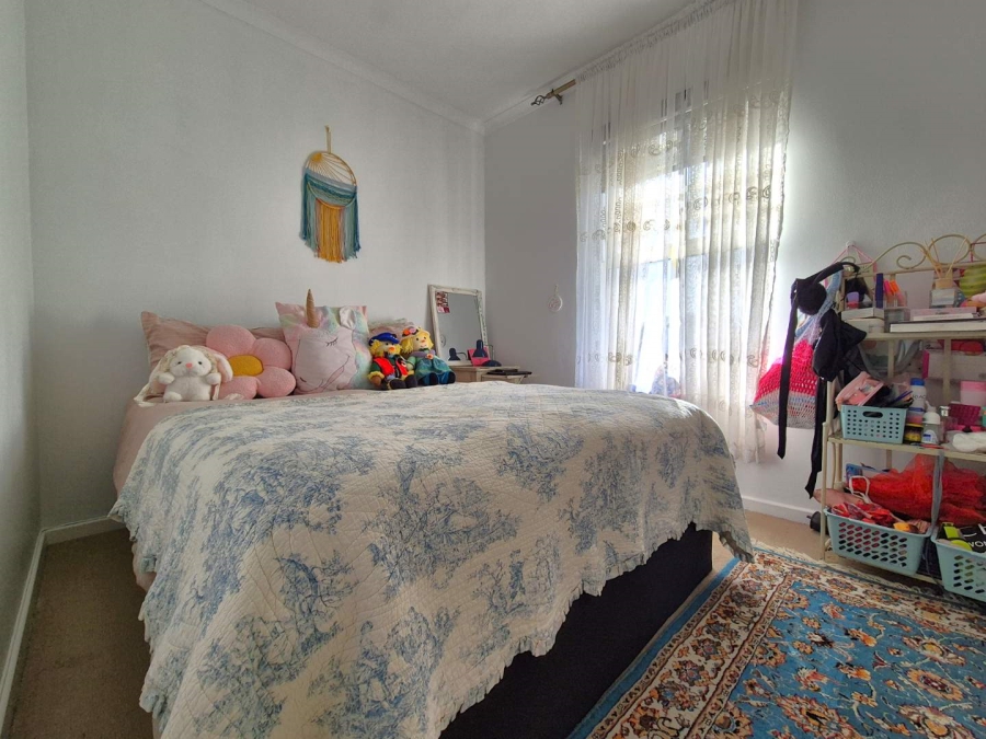 4 Bedroom Property for Sale in Marina Da Gama Western Cape